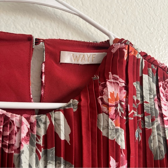 WAYF Red Pleated Floral Dress - Picture 11 of 13